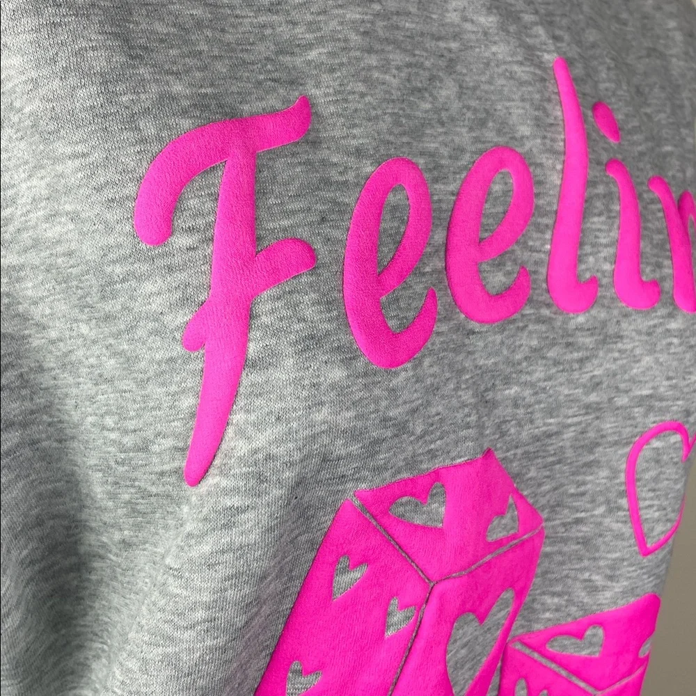 Feeing Lucky Puffy Paint Dice Hearts Sweatshirt Gray Pink